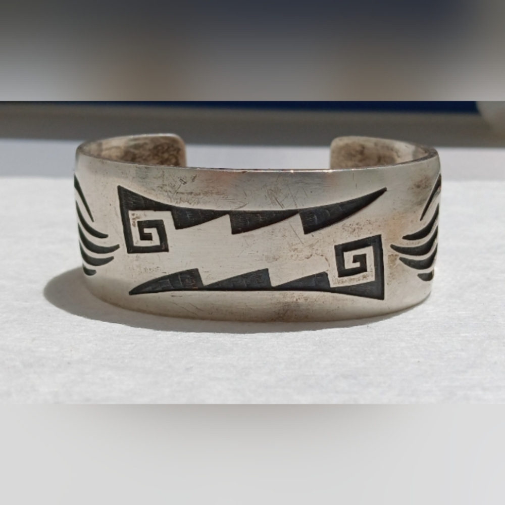Vintage Steven Pooyouma Hopi Bear Paws Sterling Silver Cuff Bracelet